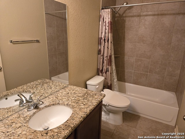 Listing photo id 13 for 2738 Cinnamon Teal