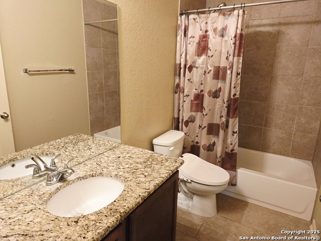 Listing photo id 14 for 2738 Cinnamon Teal