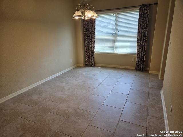 Listing photo id 2 for 2738 Cinnamon Teal