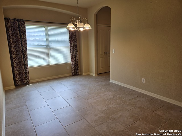 Listing photo id 3 for 2738 Cinnamon Teal