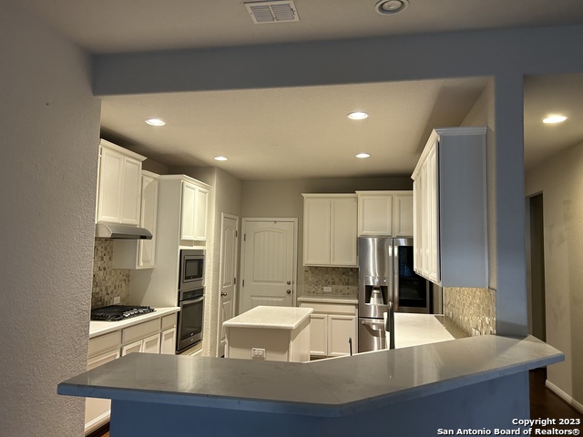 Image 3 of 31 For 22427 Carriage Bush