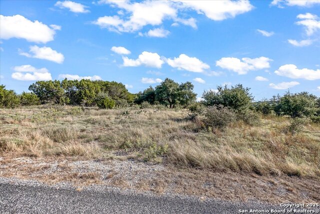 Listing photo id 12 for 1059 Ranger Ridge