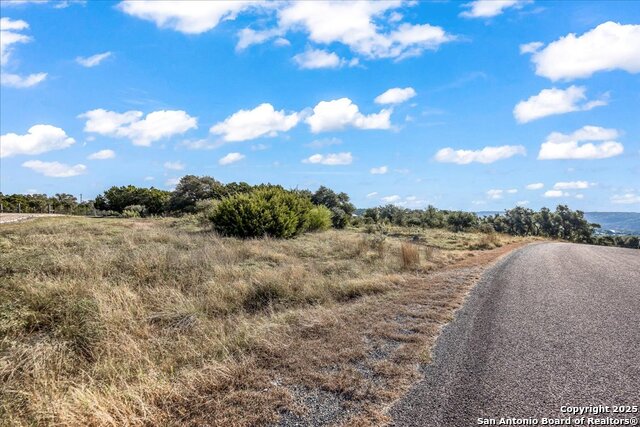 Listing photo id 13 for 1059 Ranger Ridge