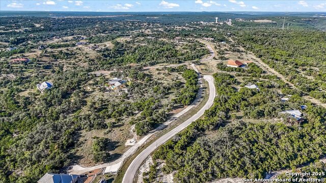 Listing photo id 5 for 1059 Ranger Ridge