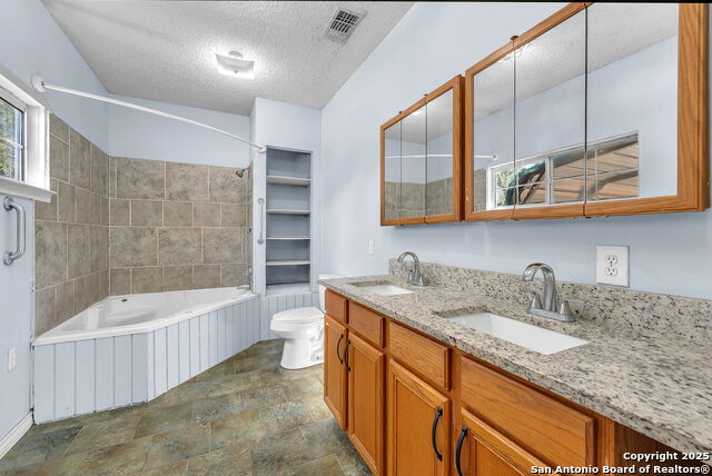 Listing photo id 16 for 3557 Fm 1346