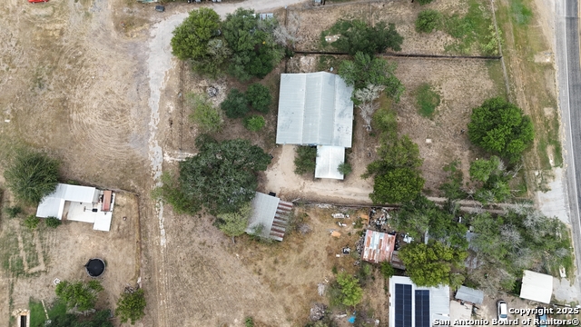 Listing photo id 23 for 3557 Fm 1346