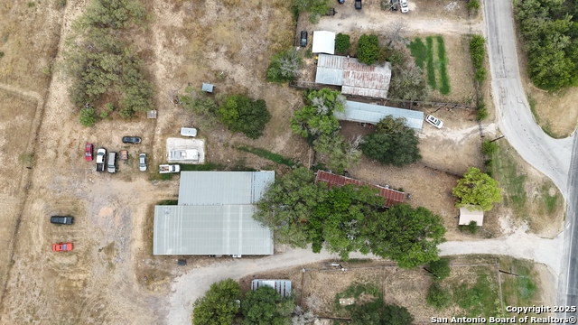 Listing photo id 25 for 3557 Fm 1346