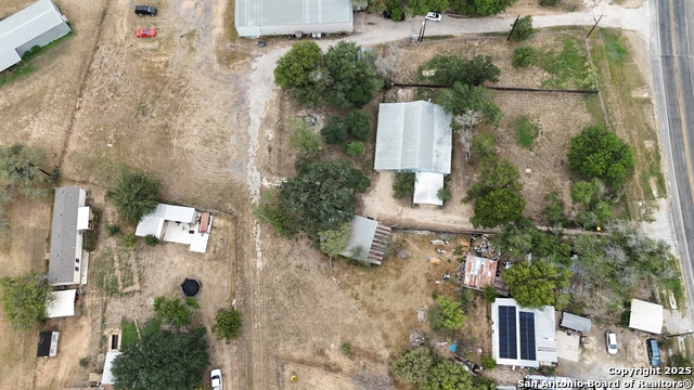 Listing photo id 33 for 3557 Fm 1346