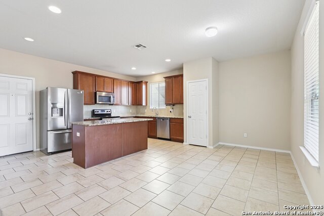 Image 12 of 40 For 723 Rio Cactus Way