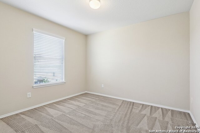 Image 26 of 40 For 723 Rio Cactus Way