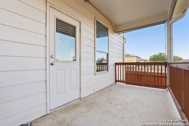 Image 33 of 40 For 723 Rio Cactus Way