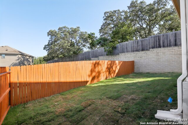 Image 36 of 40 For 723 Rio Cactus Way
