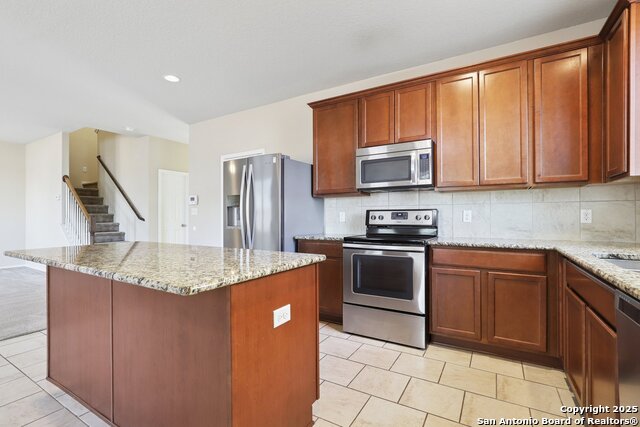 Image 9 of 40 For 723 Rio Cactus Way