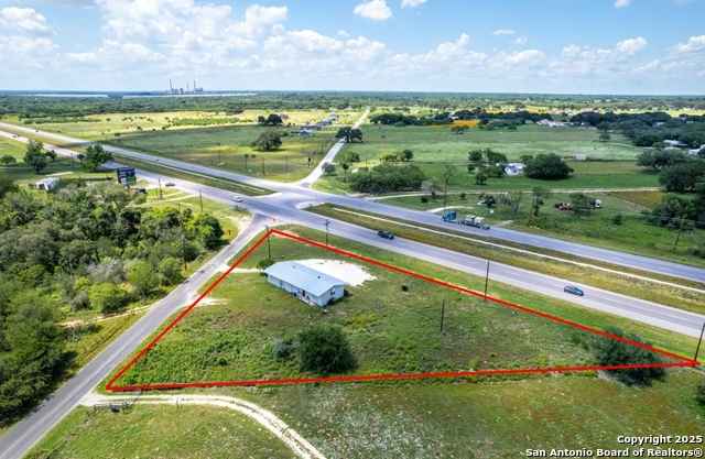 Details for 51 County Road 150, Floresville, TX 78114