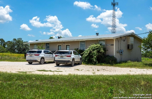 Listing photo id 2 for 51 County Road 150