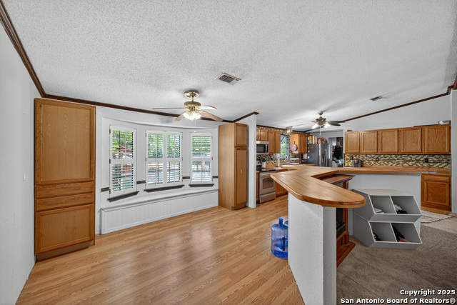 Image 12 of 27 For 455 Oak View