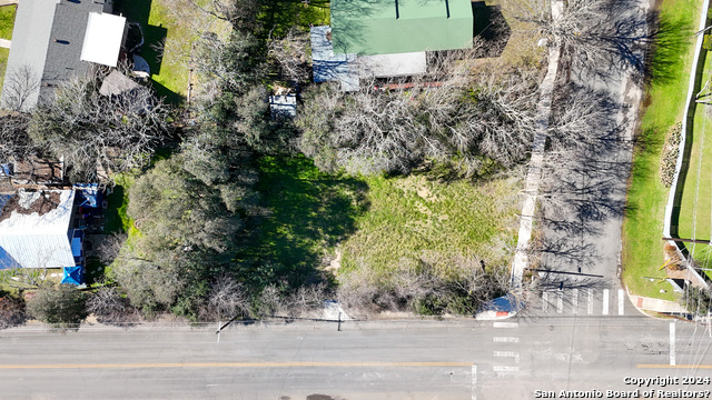 Listing photo id 10 for 314 Plant Ave S