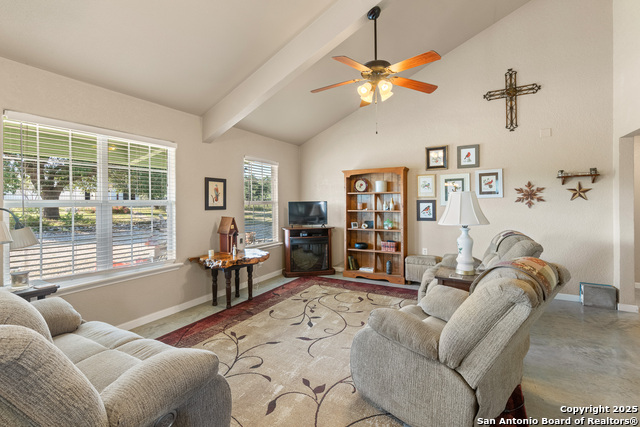 Image 5 of 21 For 4980 Ranch Road 1674