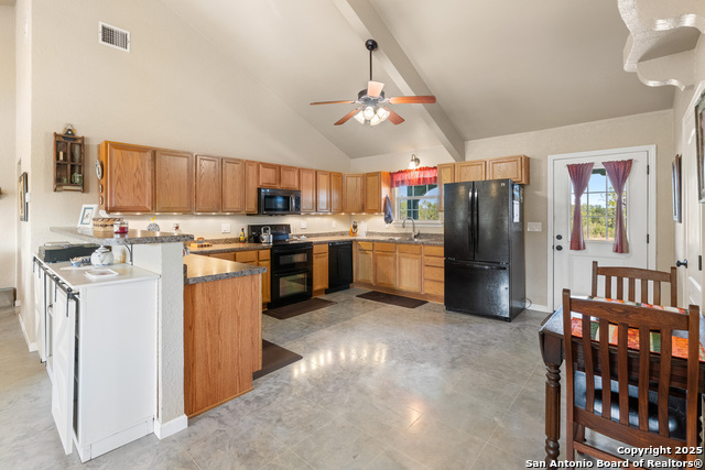 Image 6 of 21 For 4980 Ranch Road 1674