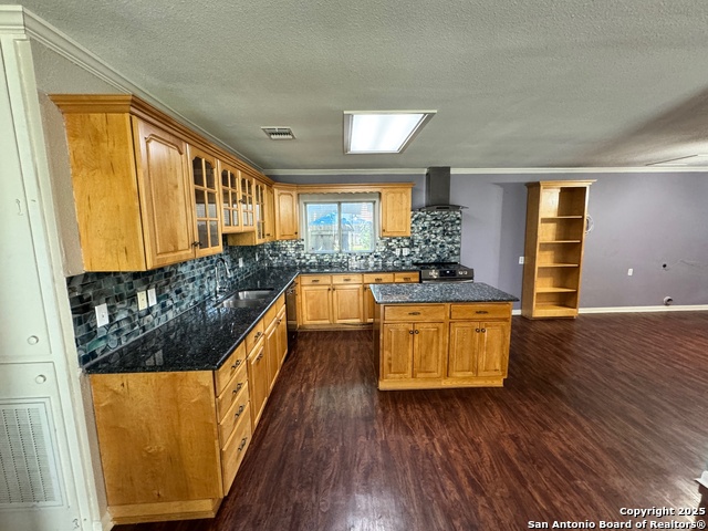 Image 10 of 27 For 4707 Swann Ln