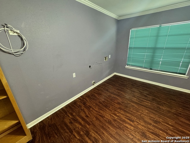 Image 6 of 27 For 4707 Swann Ln