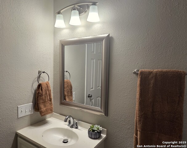 Image 12 of 15 For 3529 Cliffside