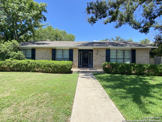 Listing photo id 0 for 7714 Hartman