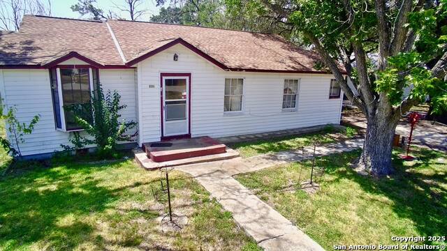 Details for 231 Old San Antonio, McQueeney, TX 78123