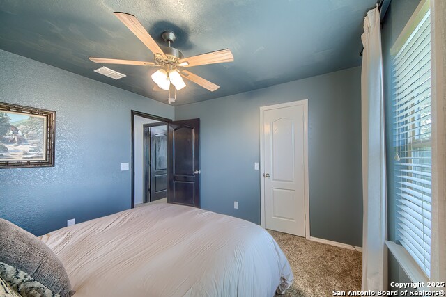 Image 28 of 37 For 572 Stonebrook