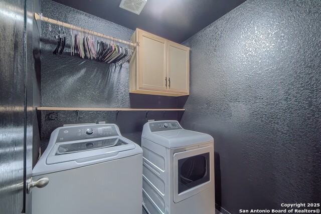 Image 34 of 37 For 572 Stonebrook
