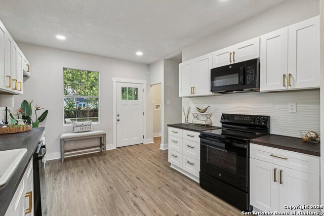 Image 17 of 44 For 1119 Huisache W