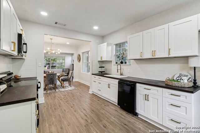 Image 20 of 44 For 1119 Huisache W