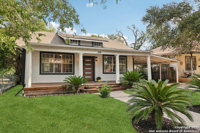 Image 3 of 44 For 1119 Huisache W