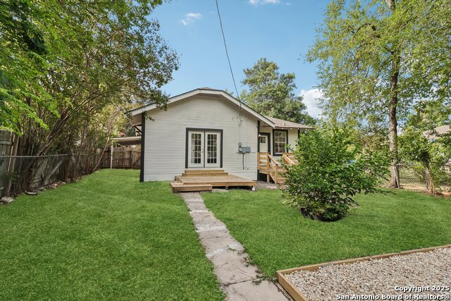 Image 41 of 44 For 1119 Huisache W