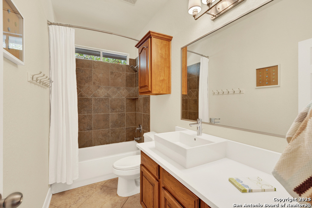 Image 28 of 44 For 216 Lone Mountain