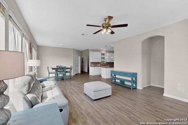 Listing photo id 4 for 6337 Black Butte