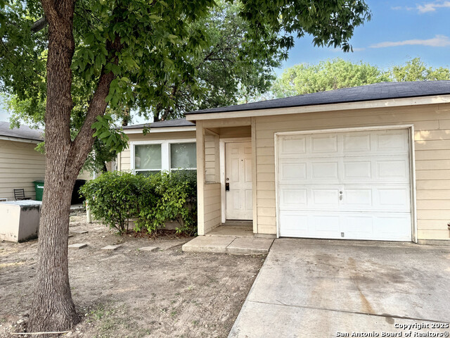 Image 2 of 22 For 7943 Mg Rd  