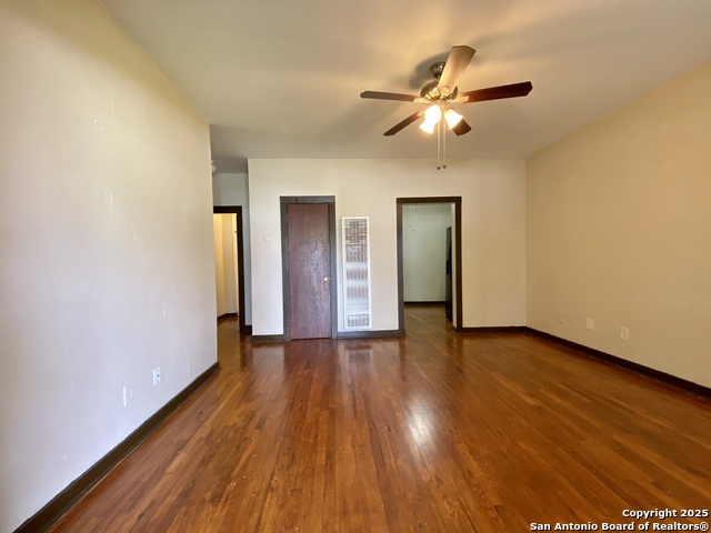 Image 3 of 14 For 126 Krueger S