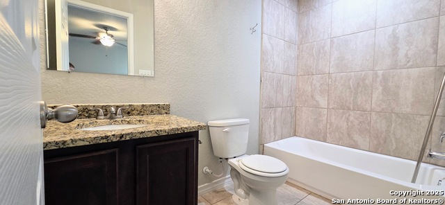 Listing photo id 2 for 16906 Dancing Ava  1