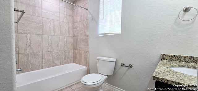 Listing photo id 4 for 16906 Dancing Ava  1