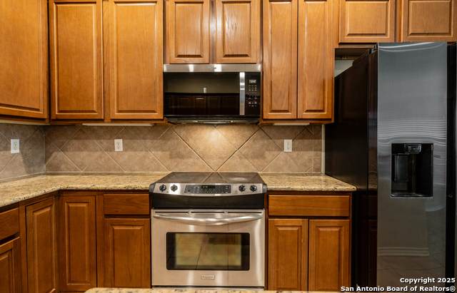 Image 12 of 40 For 22215 Sausalito Ct