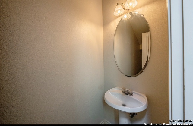 Image 15 of 40 For 22215 Sausalito Ct