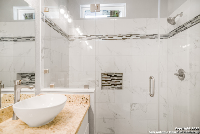 Image 12 of 23 For 406 Gulf  