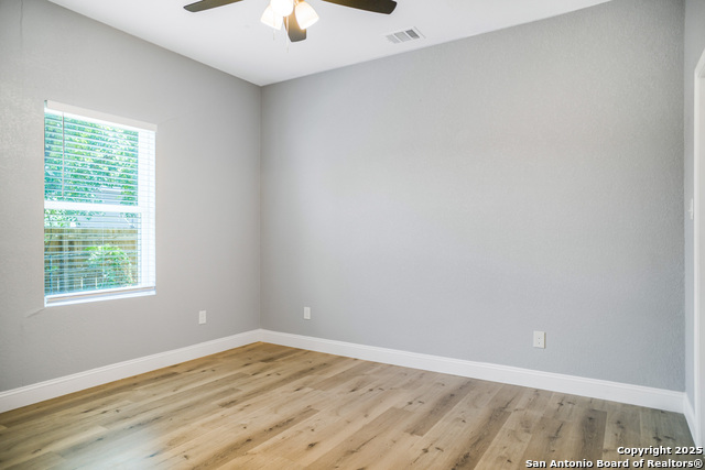 Image 16 of 23 For 406 Gulf  