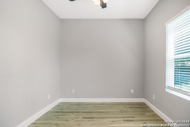 Image 18 of 23 For 406 Gulf  