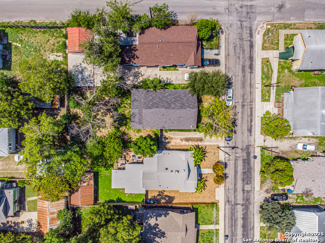 Image 20 of 23 For 406 Gulf  