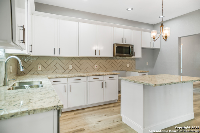 Image 8 of 23 For 406 Gulf  