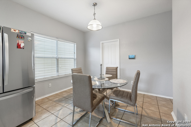 Listing photo id 11 for 9515 Nueces  