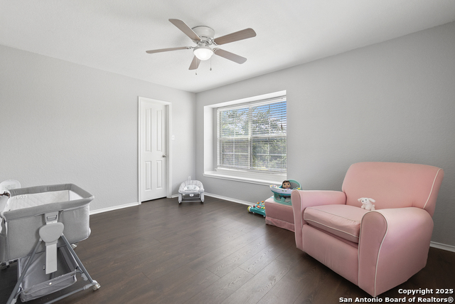 Listing photo id 24 for 9515 Nueces  