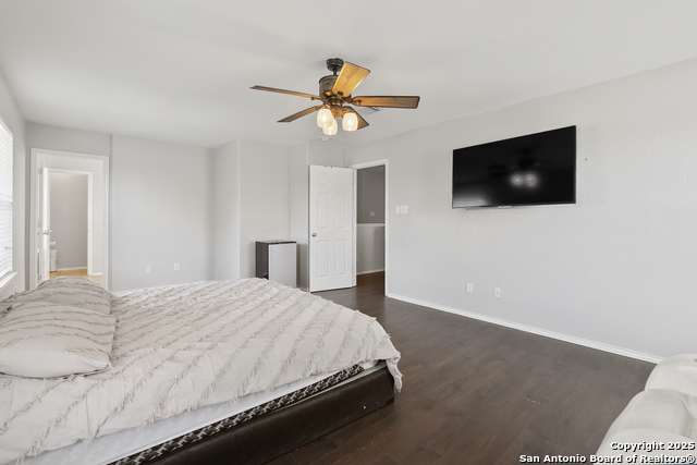 Listing photo id 28 for 9515 Nueces  